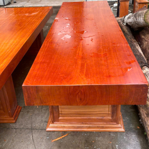 Bàn gỗ 1