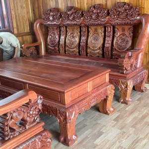 Bàn ghé salon
